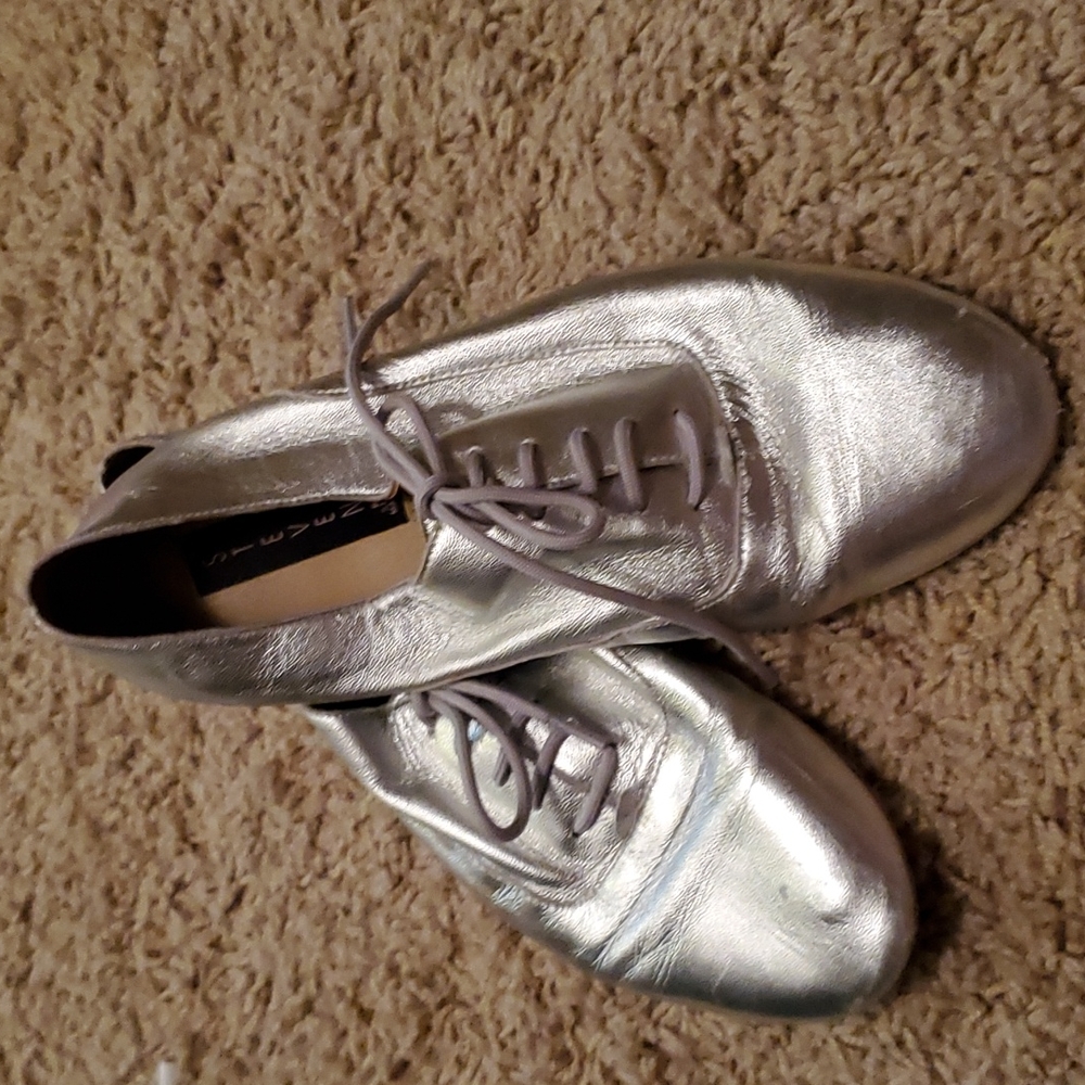 Silver leather oxfords